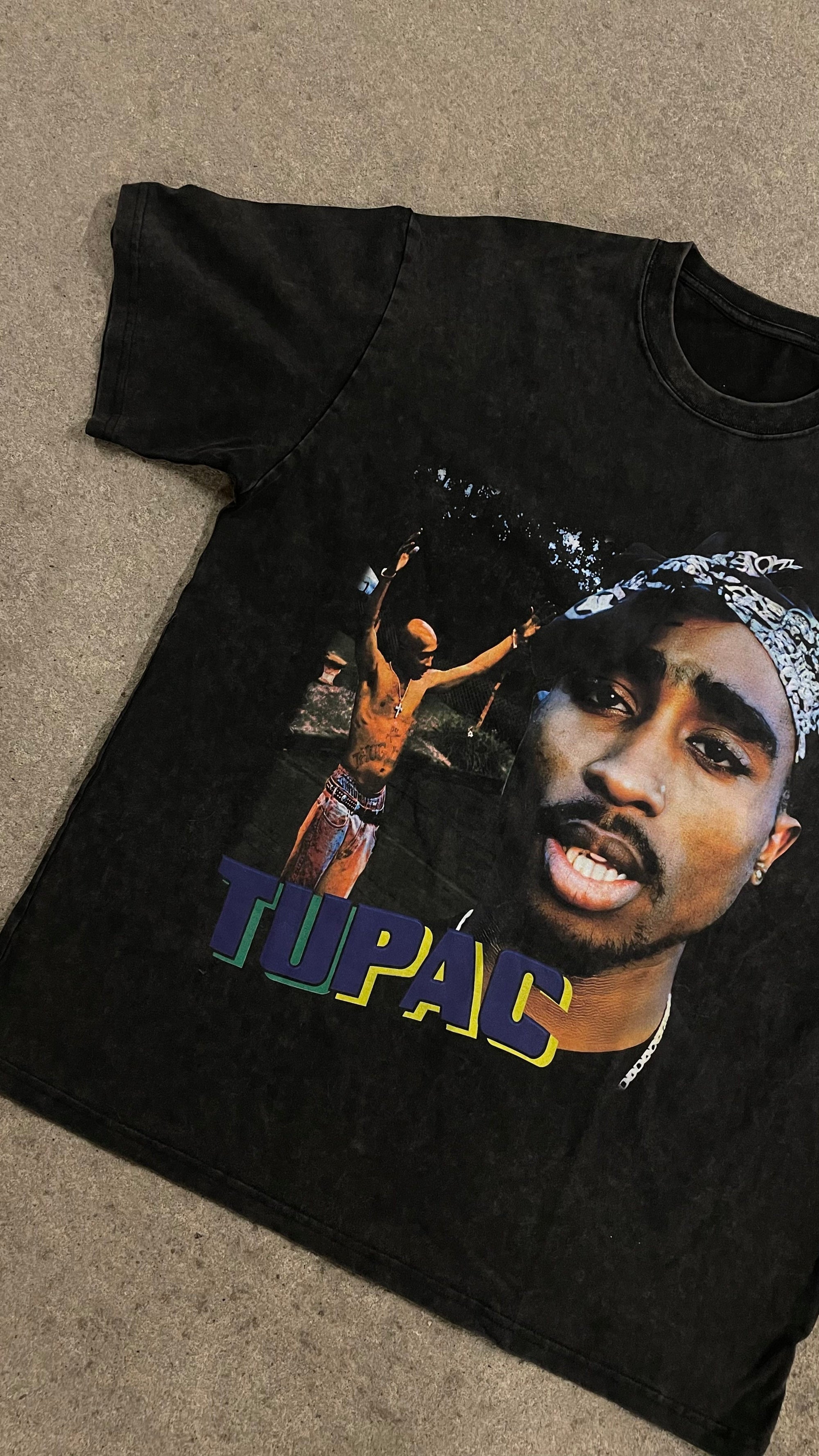 Tupac - Vintage Tee LostFiction Clo