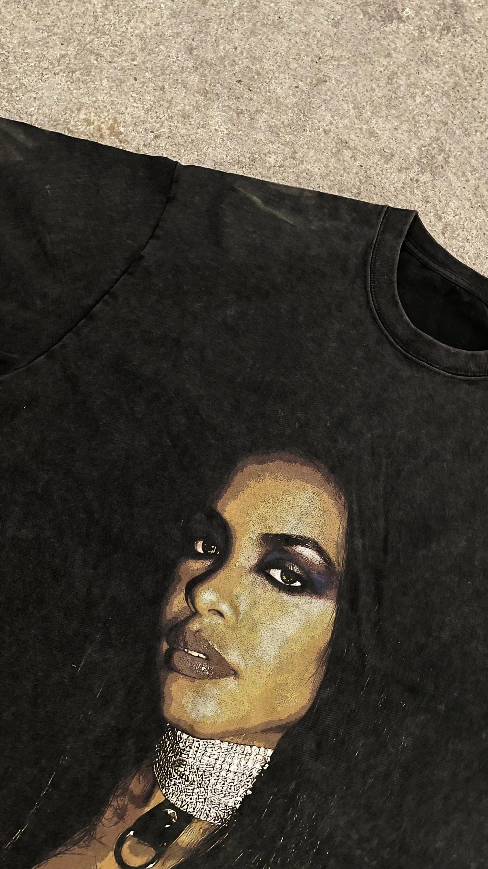 Aaliyah - Vintage Tee LostFiction Clo